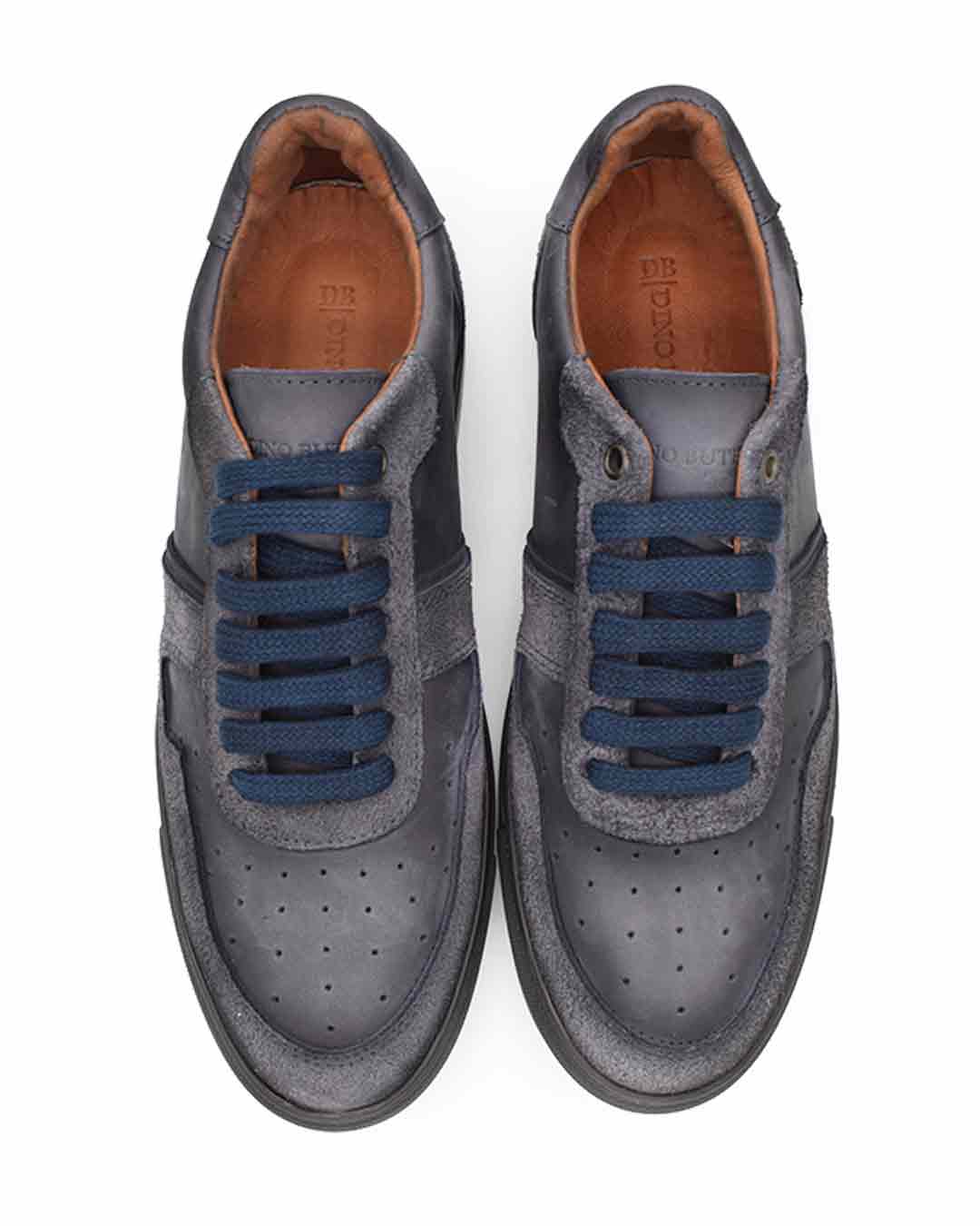 zapatillas-azules-gamuza-hombre.jpg